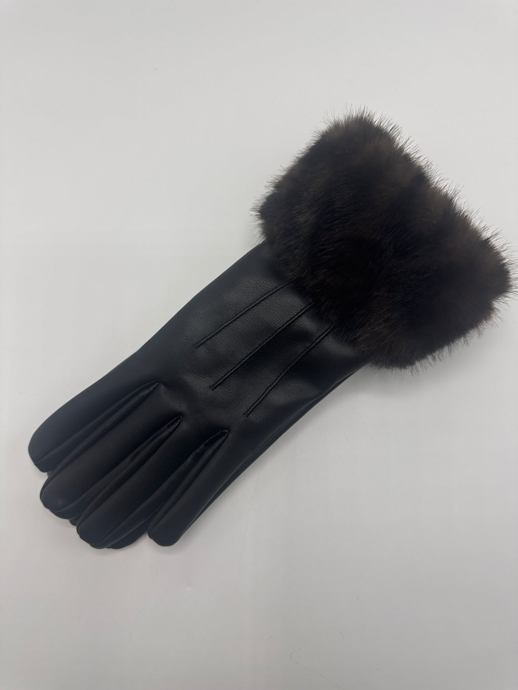 Leopard gloves