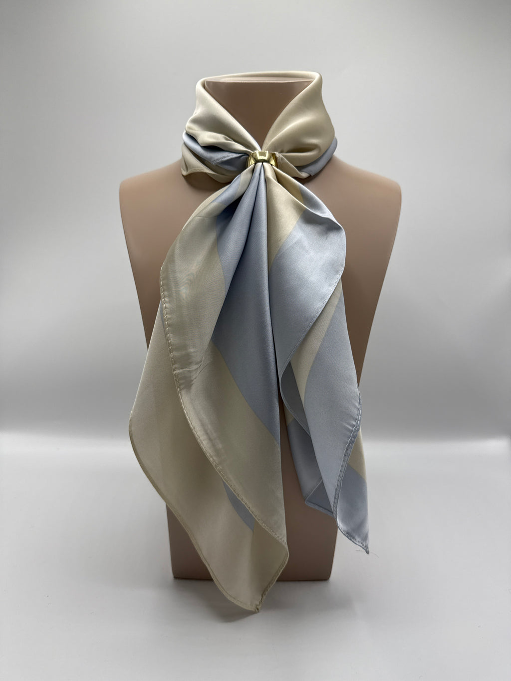 Silk neck tie