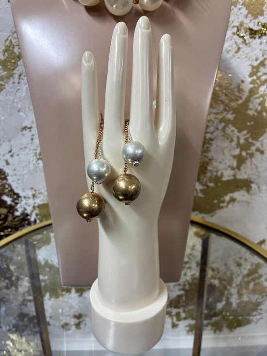 Hallie earrings