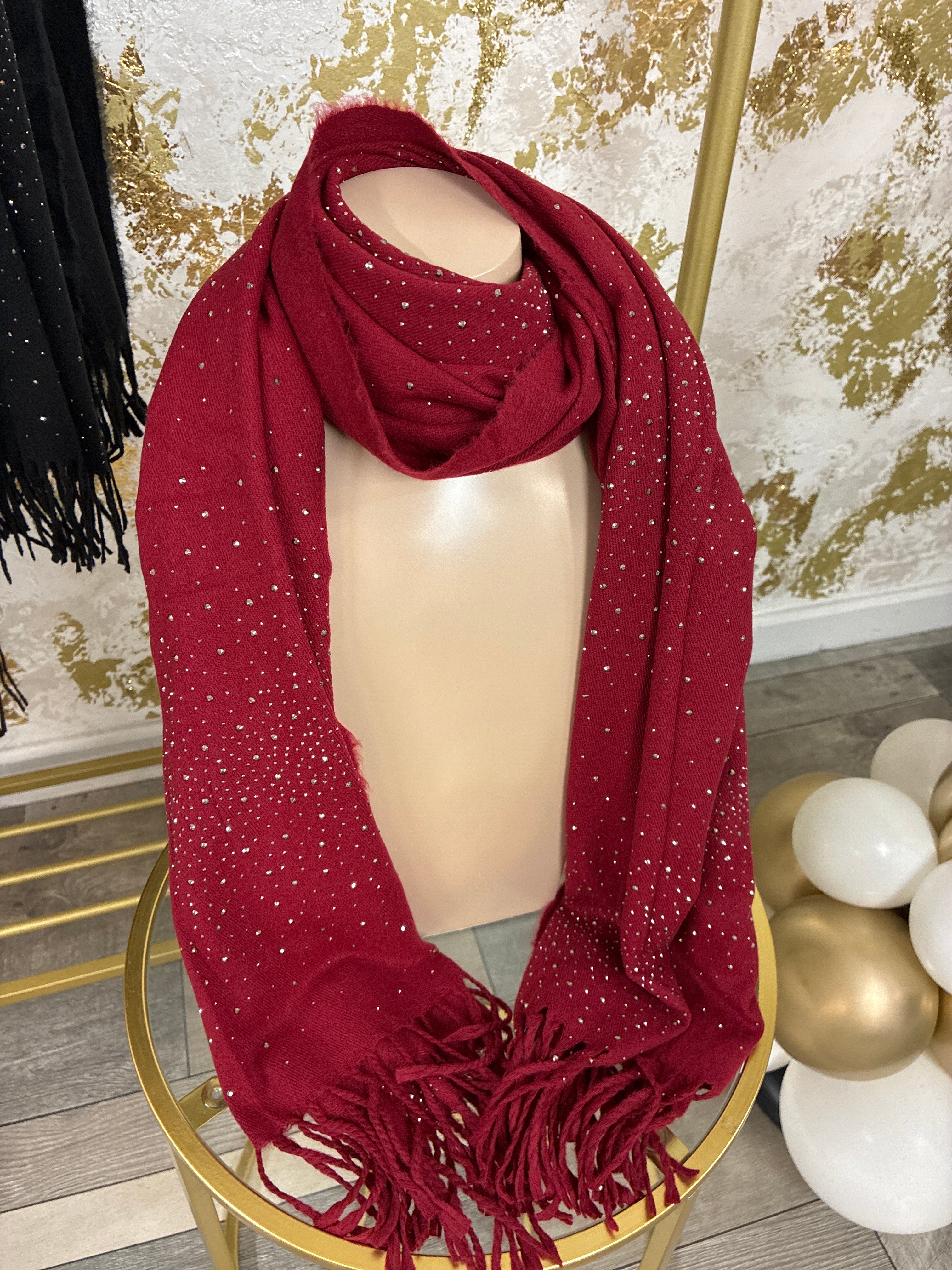 Diamond scarf