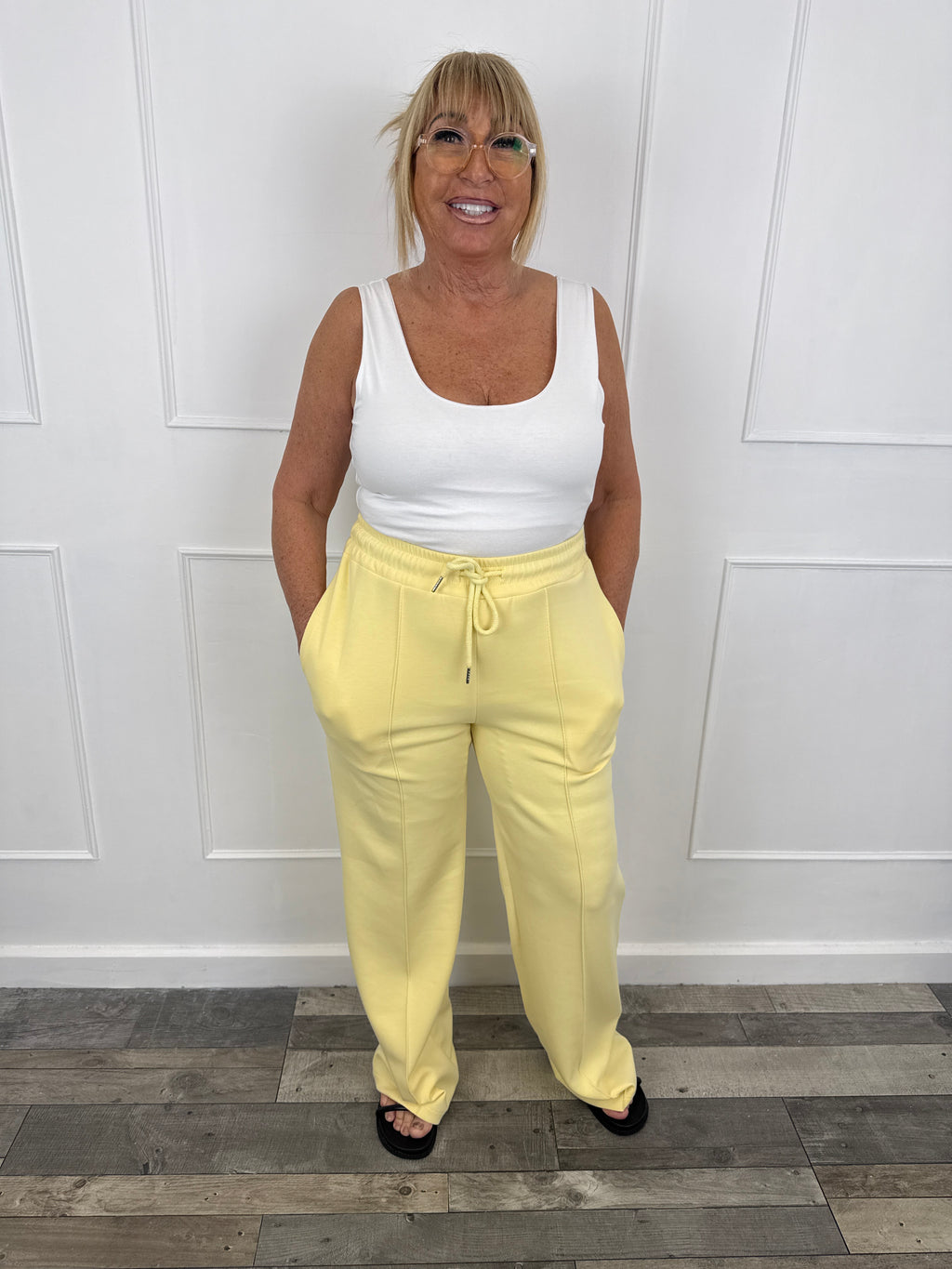 Daisy joggers