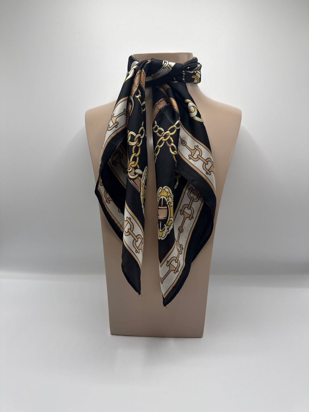 Silk neck tie