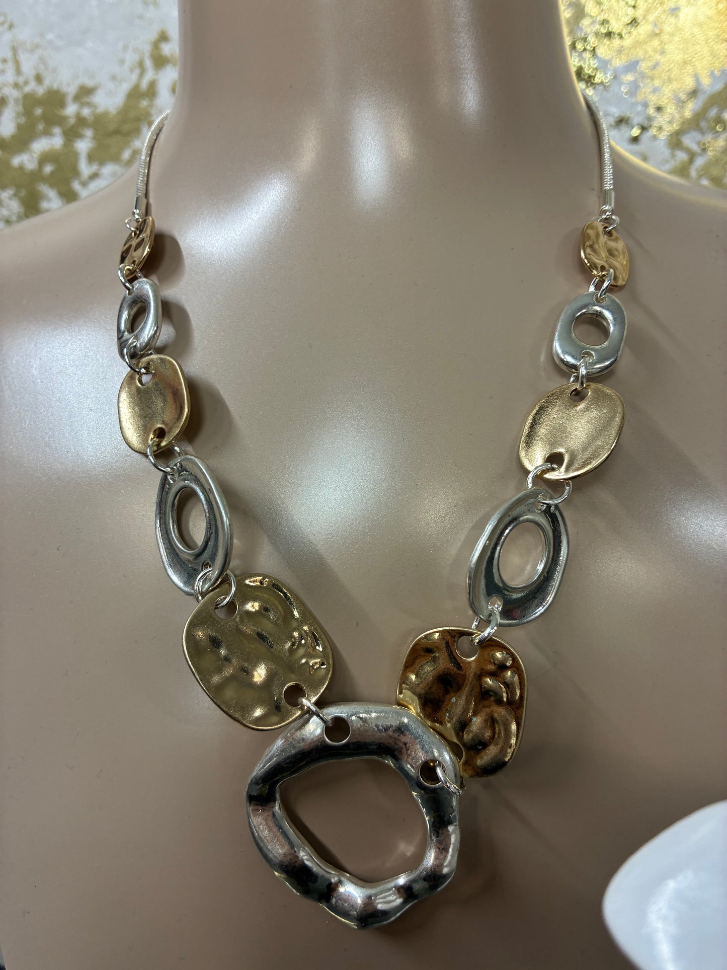 Pammie necklace