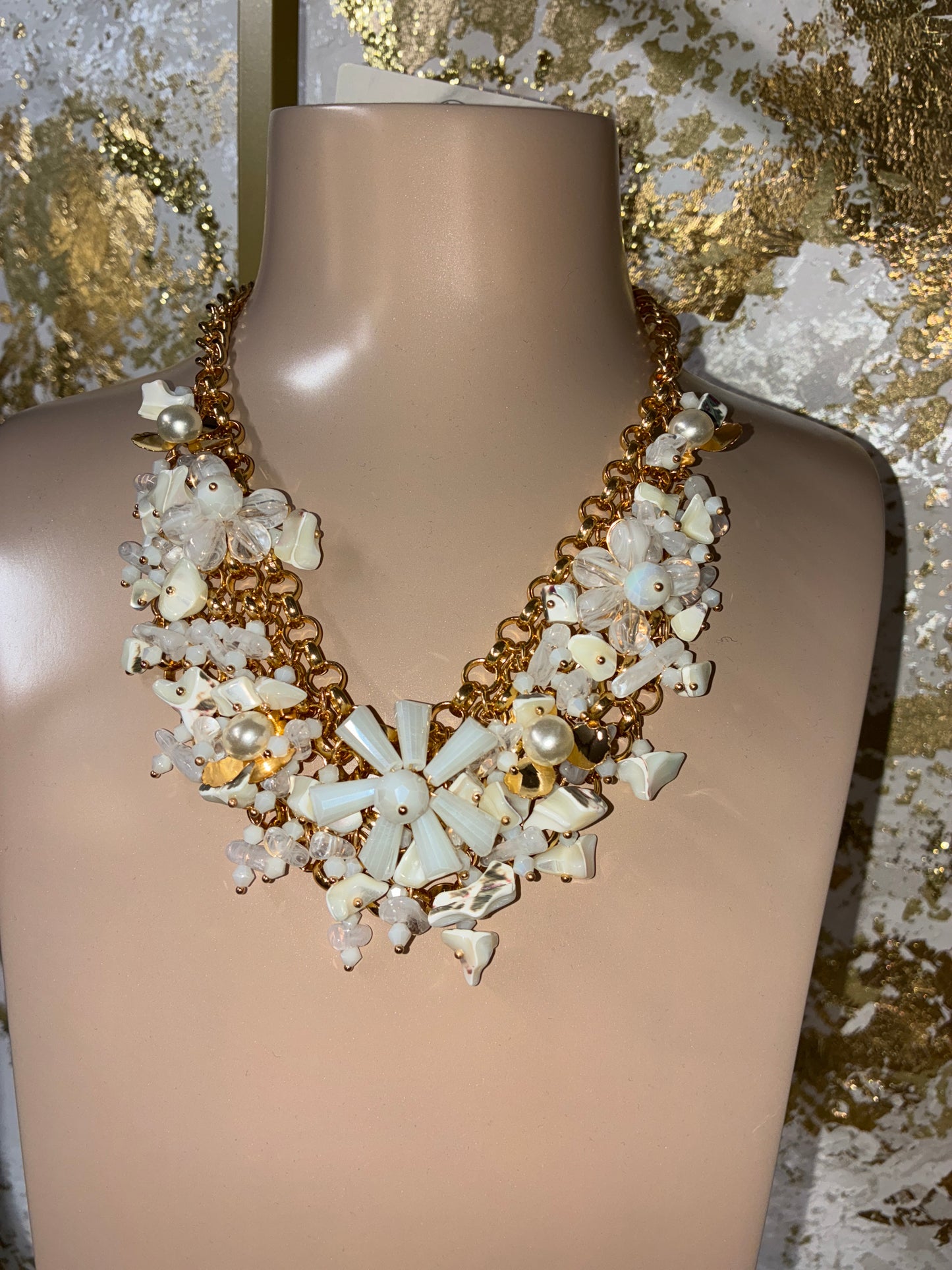Arora necklace