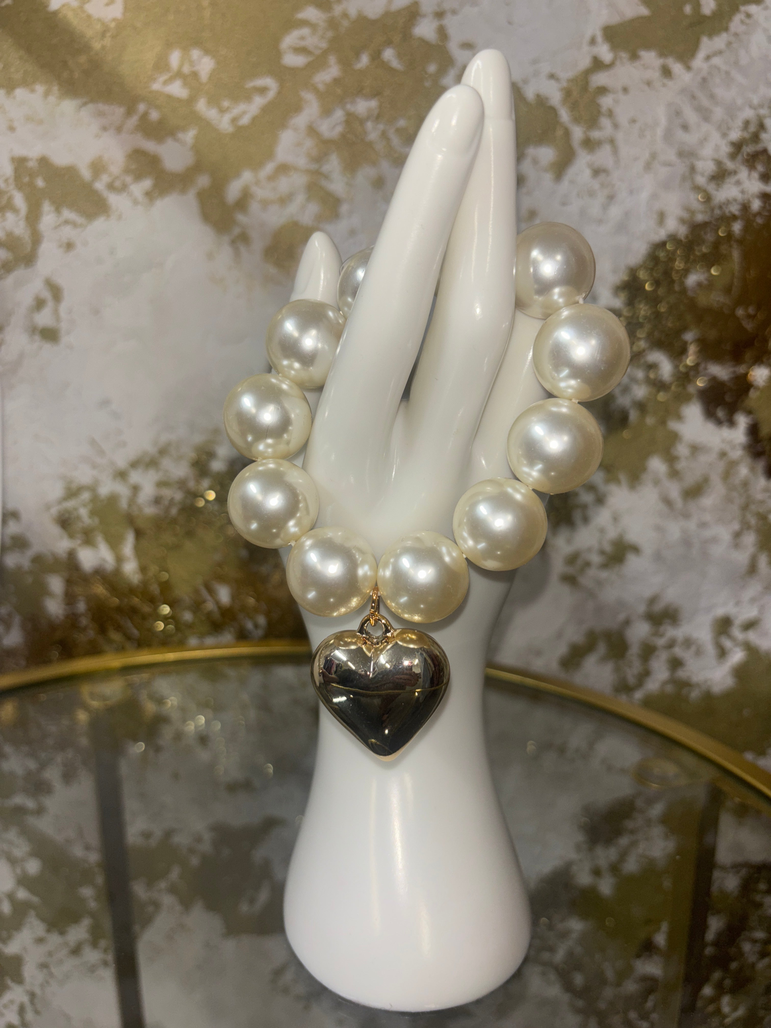 Pearly heart bracelet
