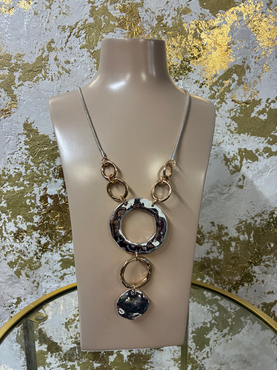 Mandy necklace