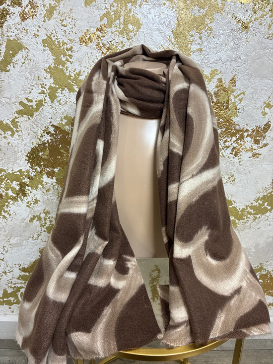 Hearty scarf