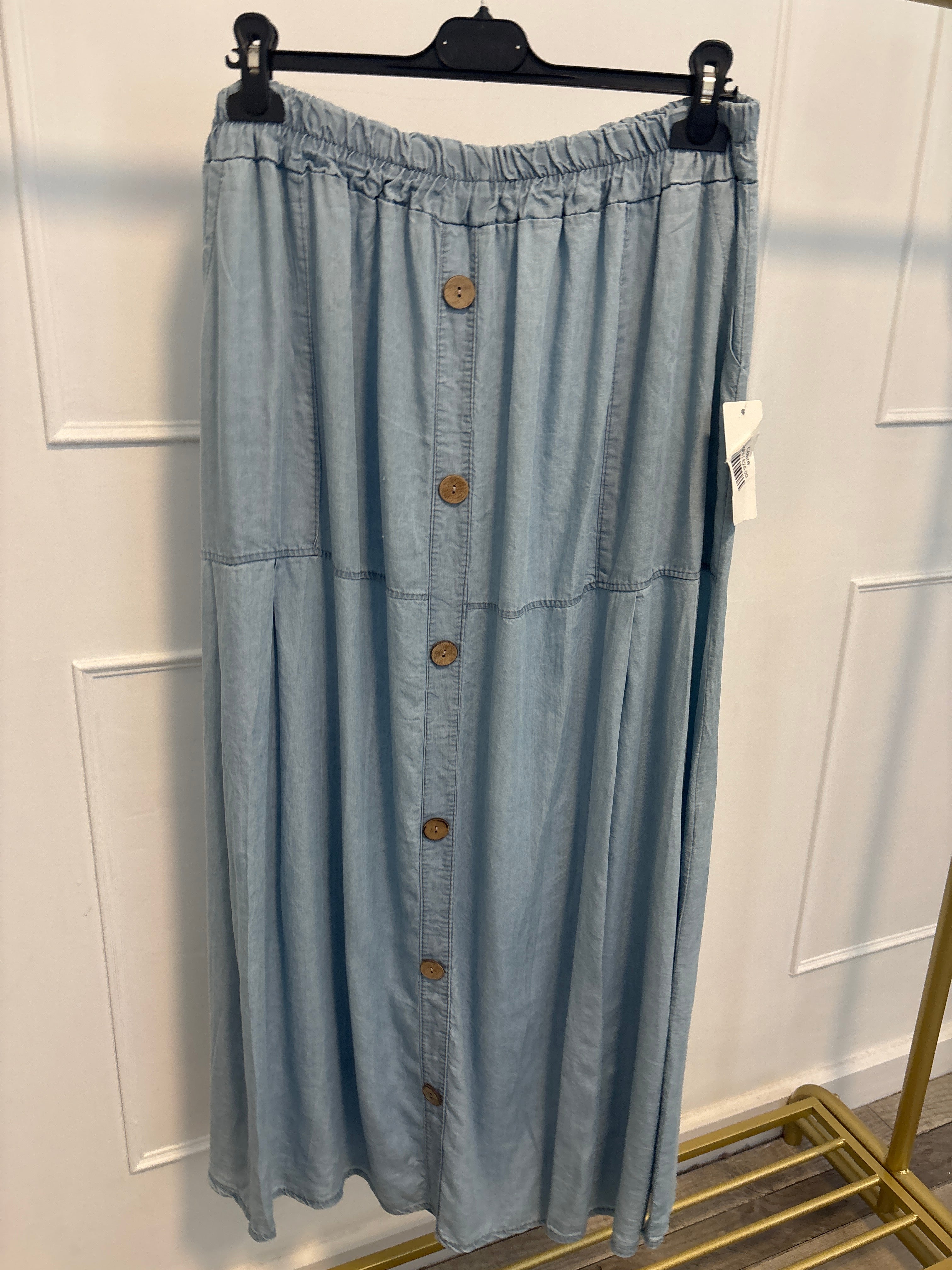 Denim skirt