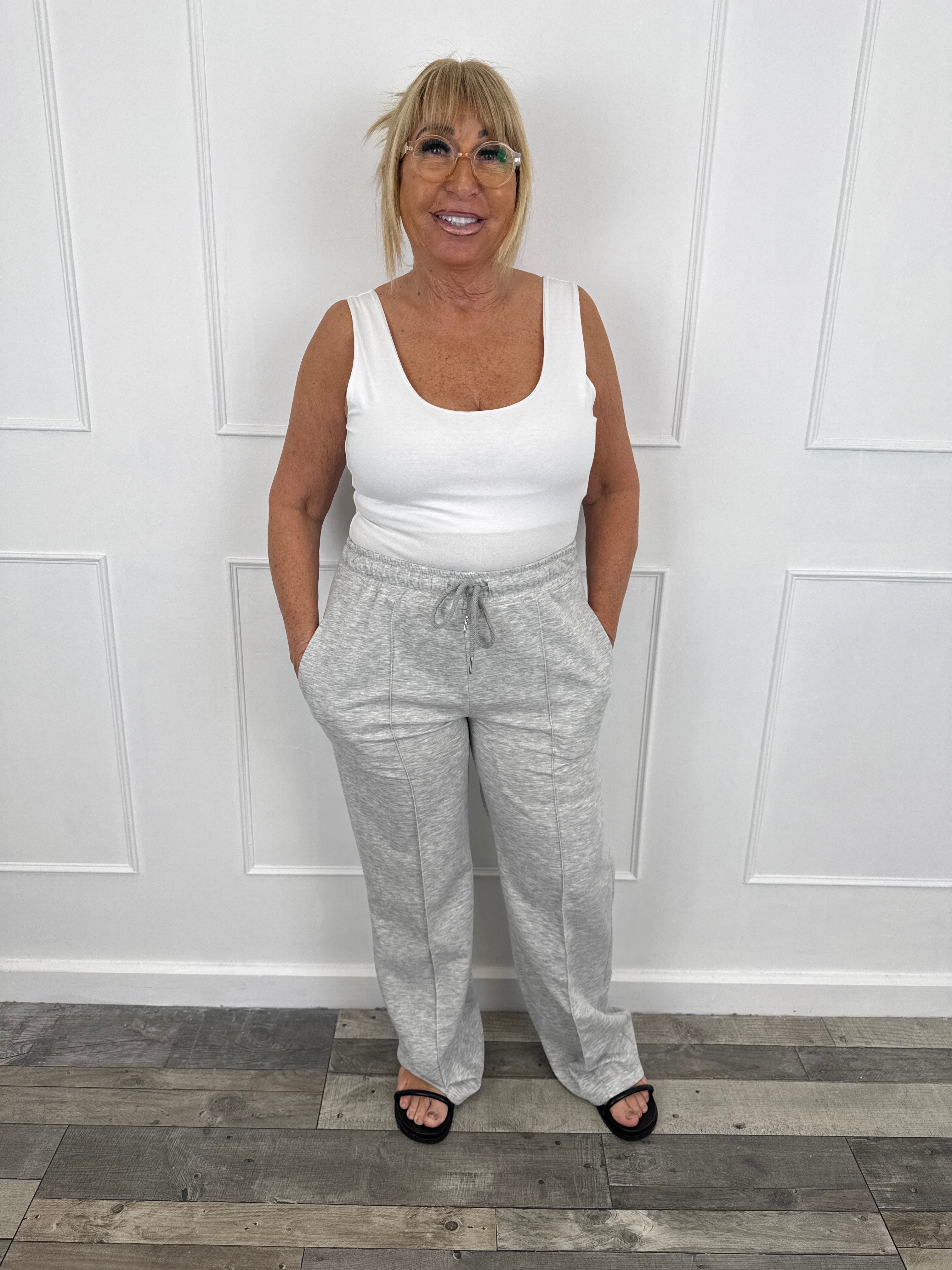 Daisy joggers