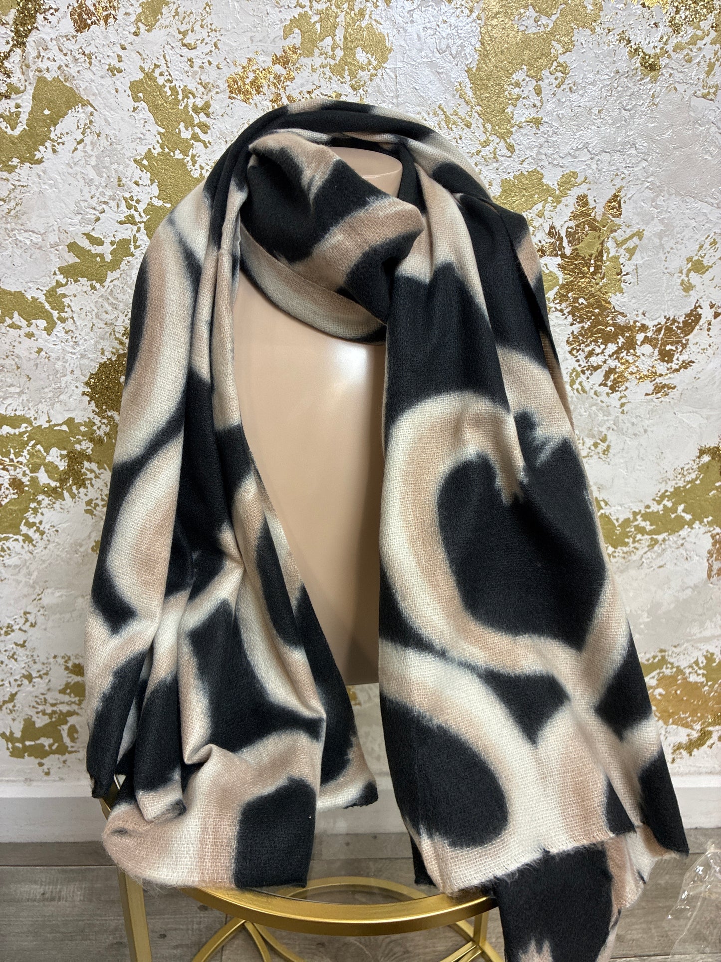 Hearty scarf