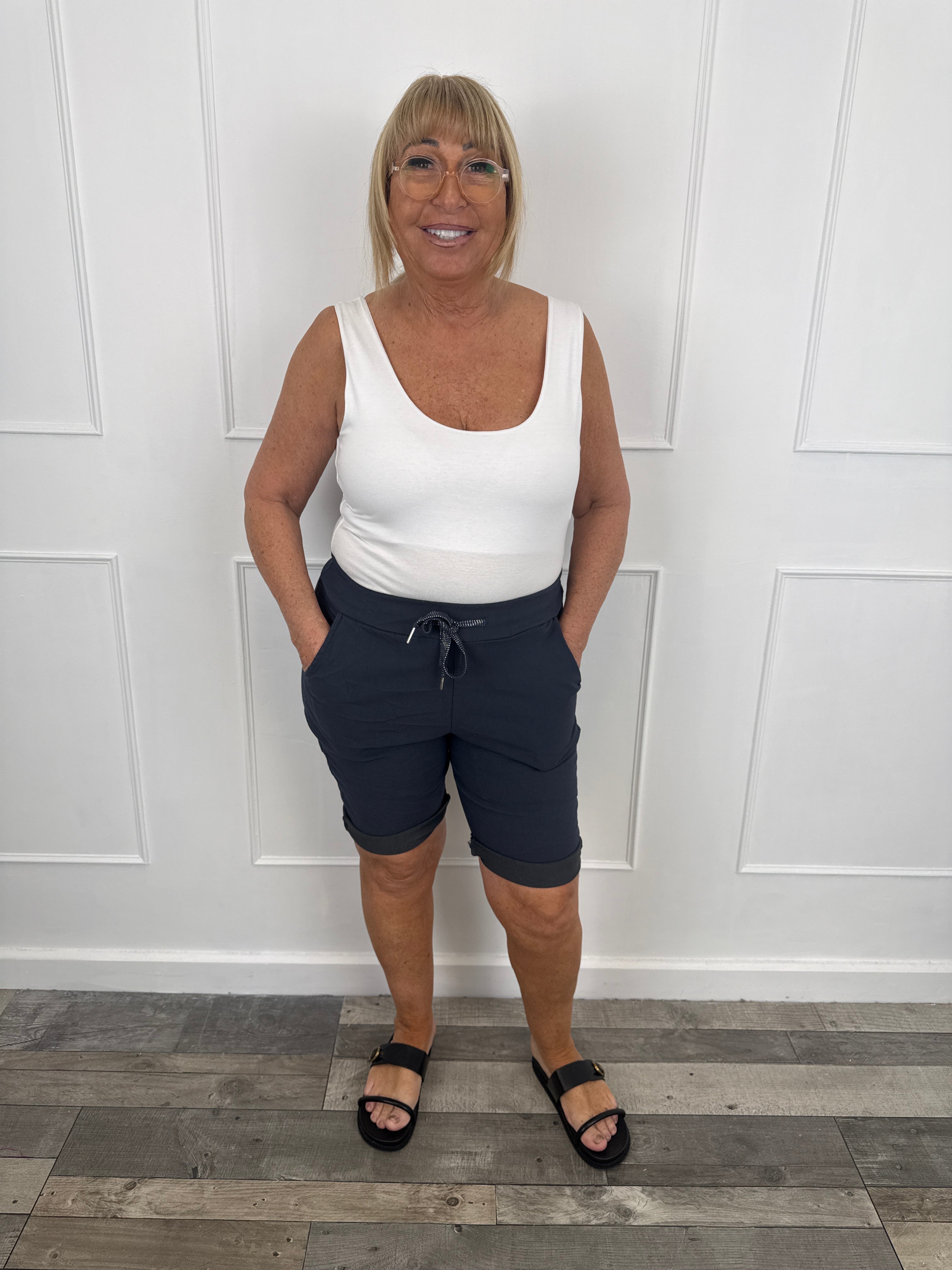 Magic shorts