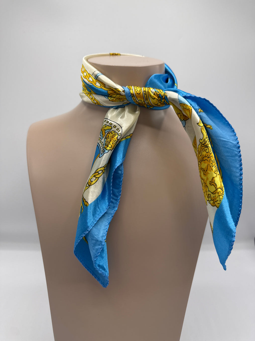 Small silk tie