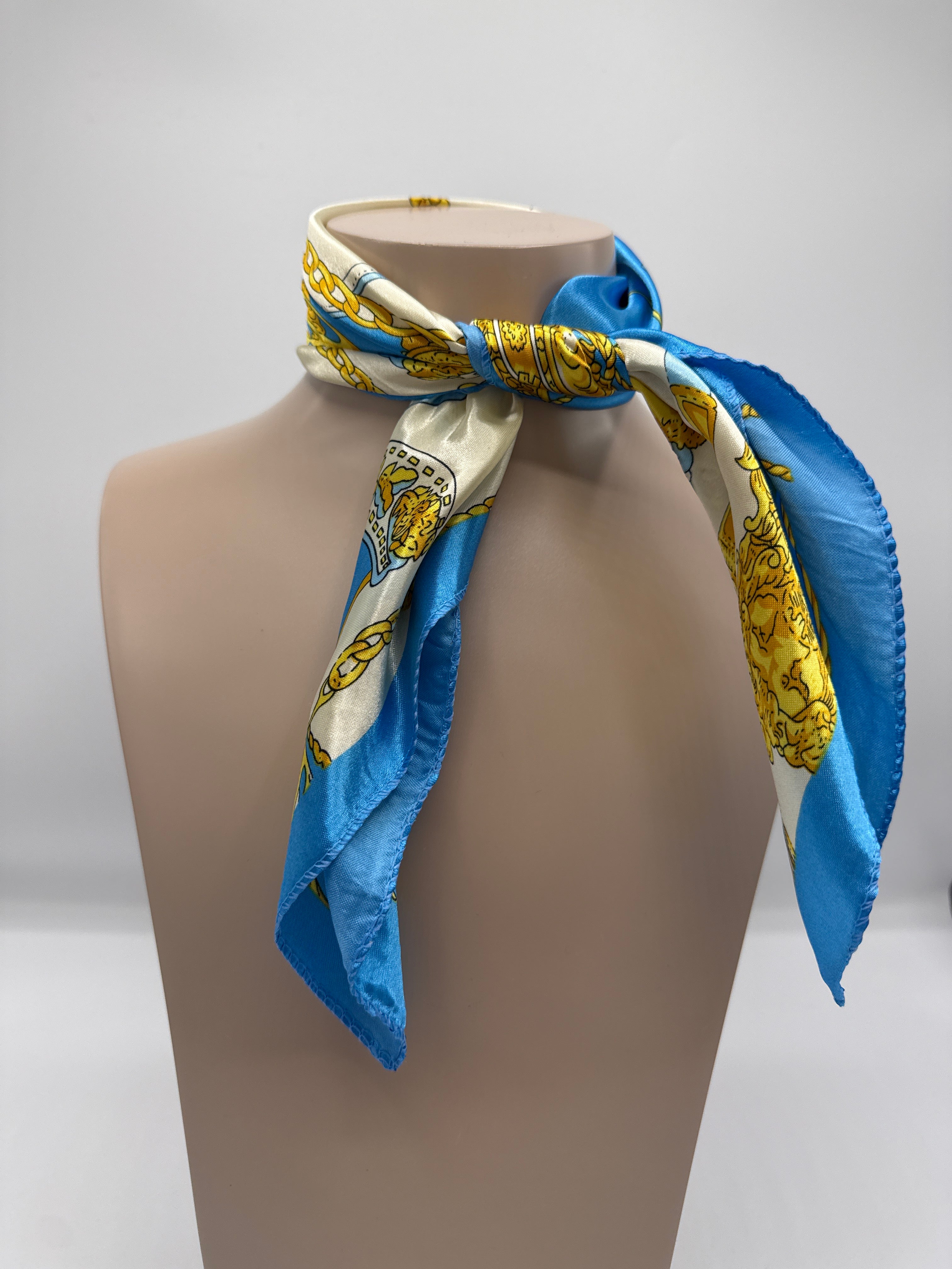 Small silk tie