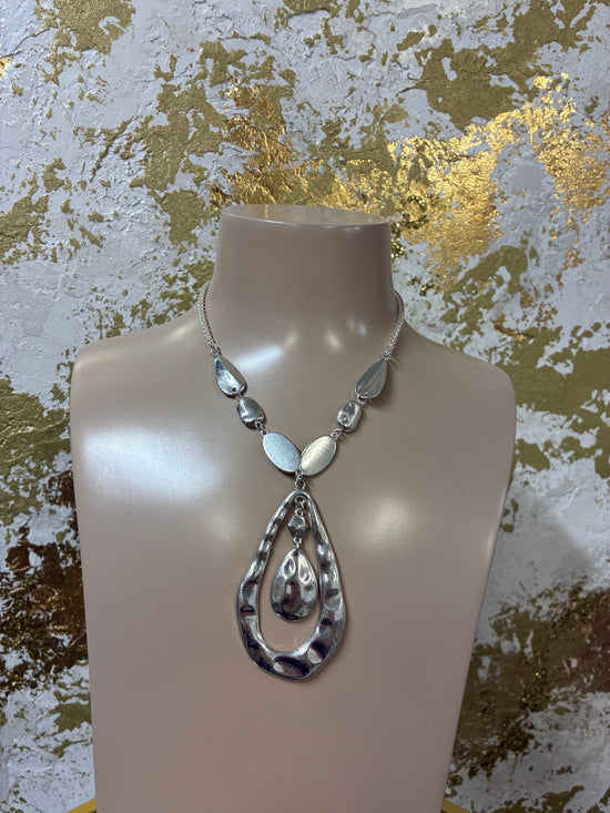 Wendy necklace