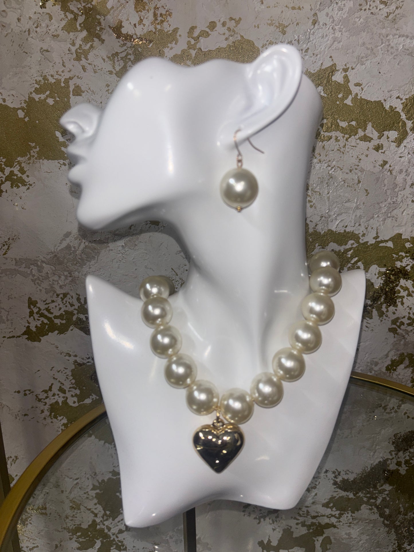 Pearly heart necklace  and earrings