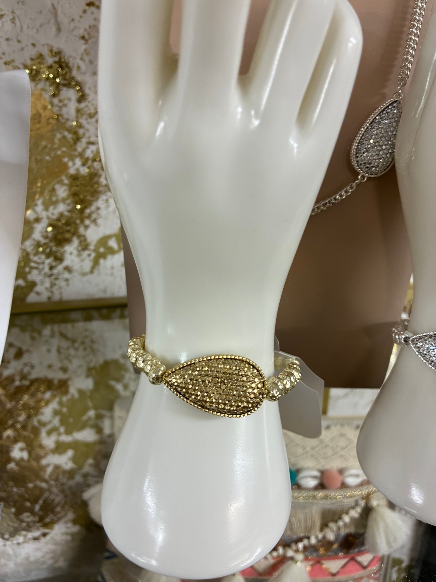 Lily bracelet