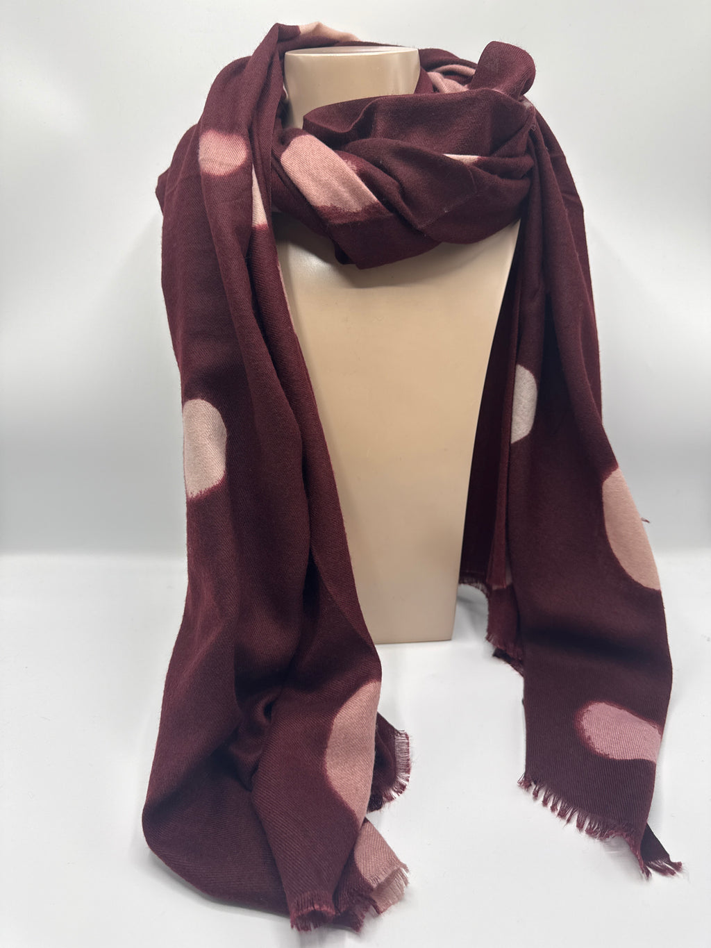Spotty scarf