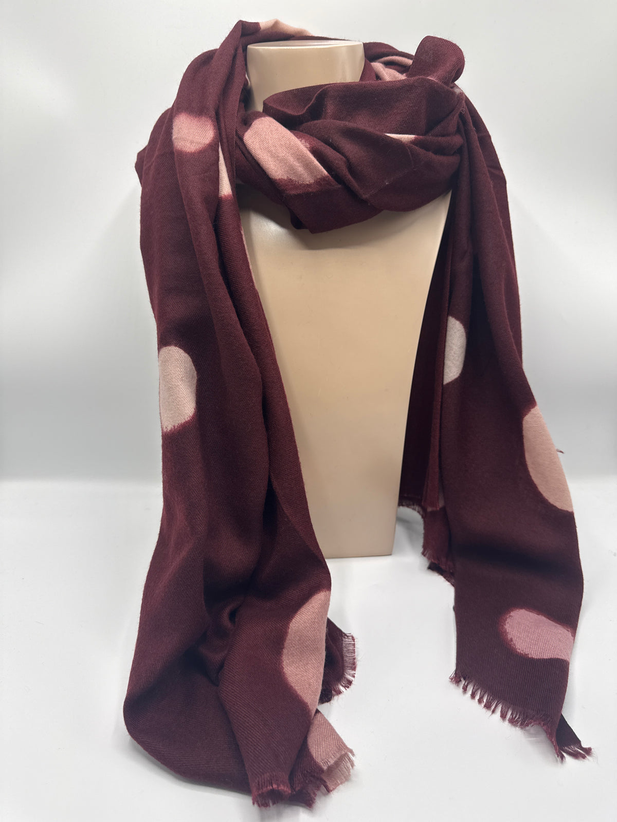Spotty scarf